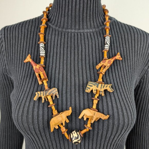 Vintage African Safari GIraffe Zebra Elephant Carving Wooden Beads Necklace Boho - Picture 1 of 5